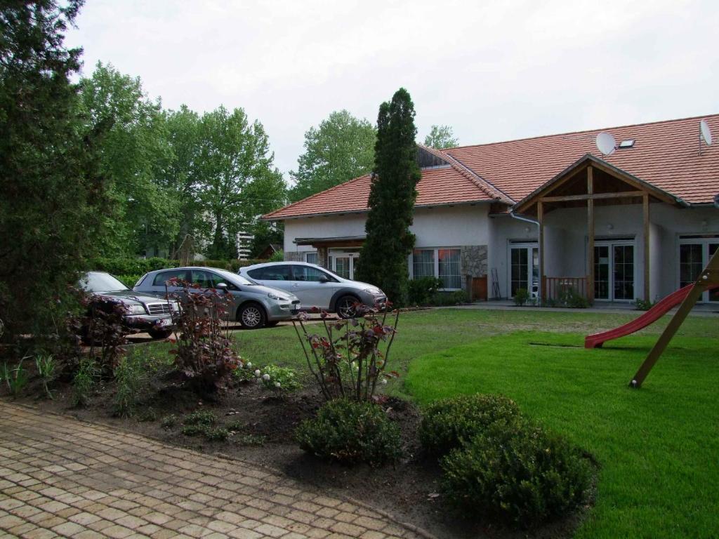 Hotel Platan Замарді Екстер'єр фото